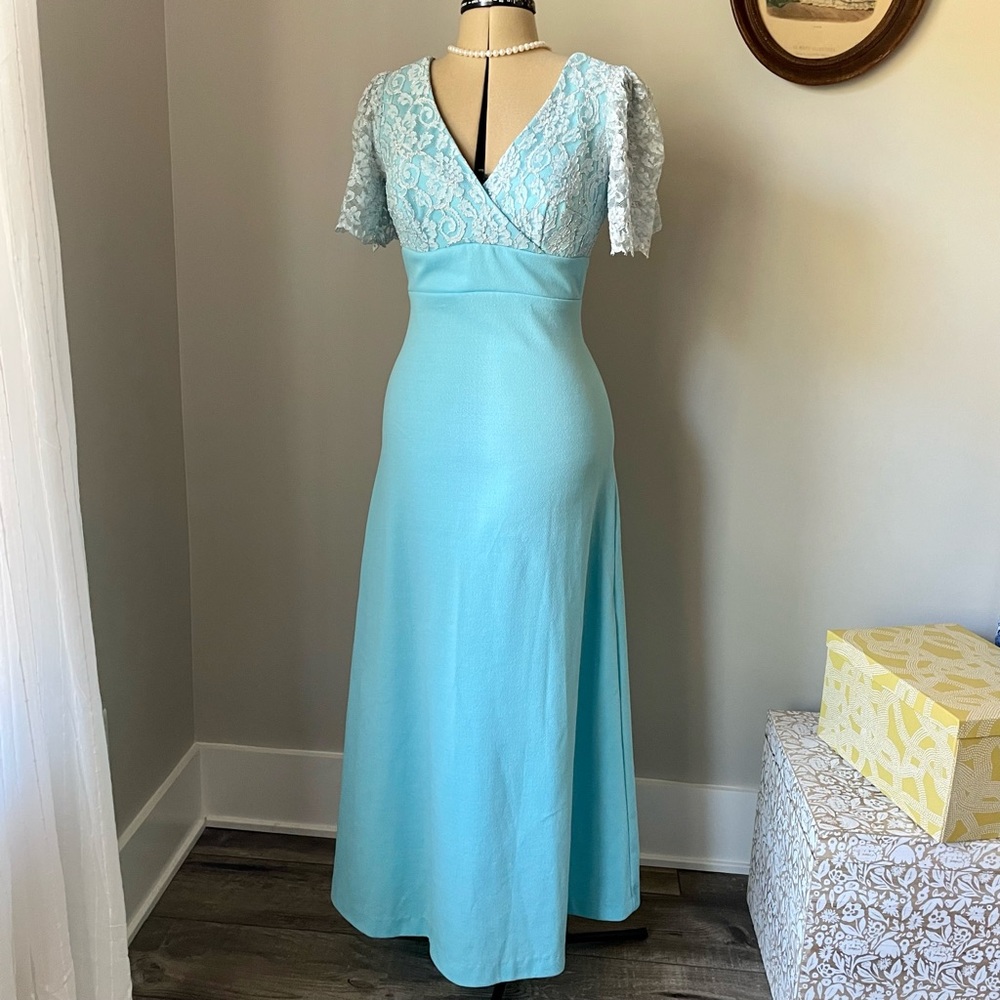 Vintage 1960s mod gown with lace bodice